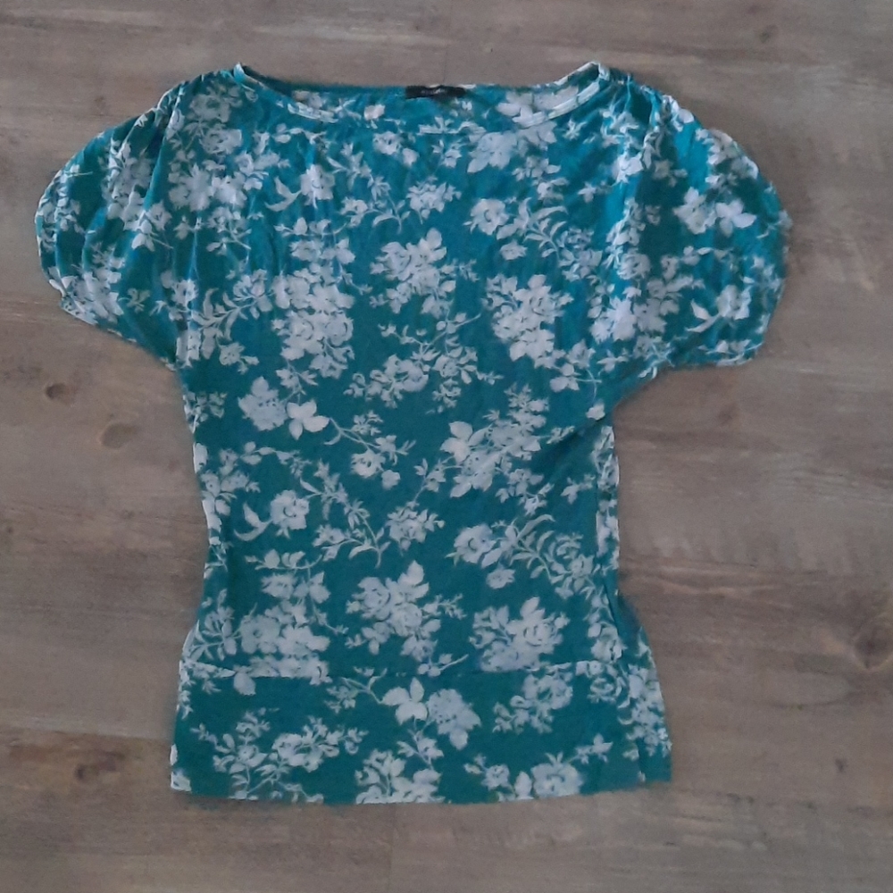 Floral‎ top
